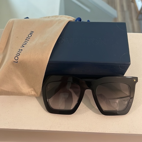 Louis Vuitton La Grande Bellezza Square Z1217E Sunglasses - Picture 3 of 3